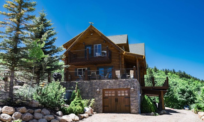 Fish Haven Cabin | Explore Mountain Views Minutes from Bear Lake with Pool Access