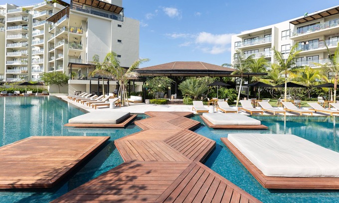 Rio Mar Condo | Ocean View 3-Bedroom Apartment with Pool & Beach Access