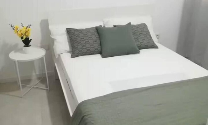 Mindelo Apartment | 3-bdr apt 10-min walk laginha beach - LCGR