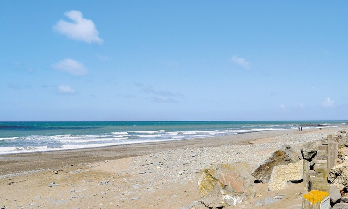 Aberystwyth Cottage | Delightful 2 Bedroom Stay in New Cross with Ocean View