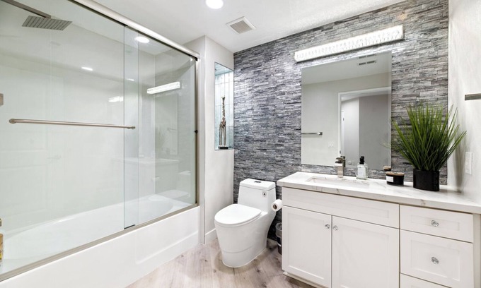 Airport Area Condo | Inviting 3 Bed, 2 Bath Condo with Pool in Irvine