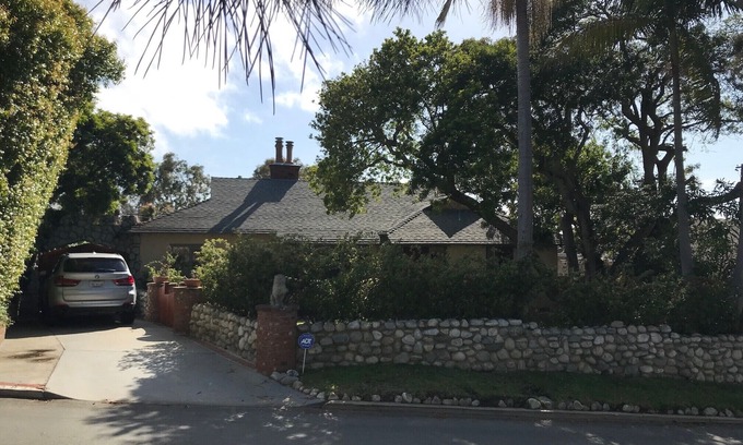 Redondo Beach House | Cozy 3-Bed Beach Cottage with Ocean Views & Pool Access