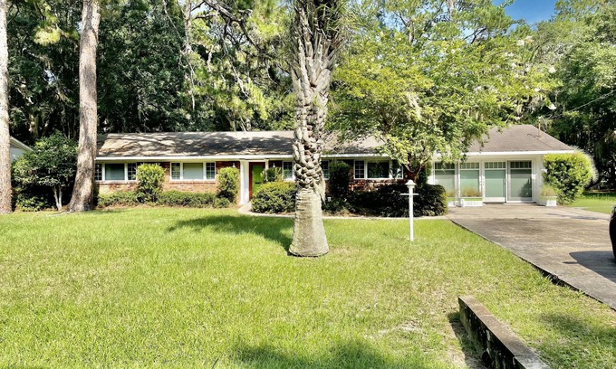 Jekyll Island House | Family-Friendly Beach House with Ocean View, Sleeps 14