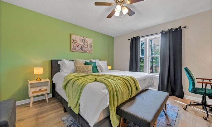 Chapin House | Pet-Friendly Retreat: The Nestle near Lake Murray