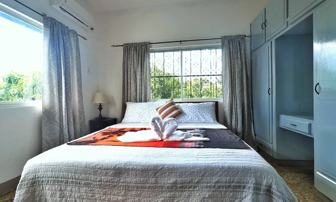 Orange Hill Apartment | Inviting 3-Bedroom Apartment in Whim Estate near Scarborough