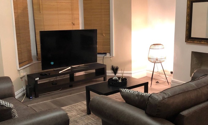 Roath Apartment | Inviting 3-Bed Apartment with Terrace Near Cardiff Centre