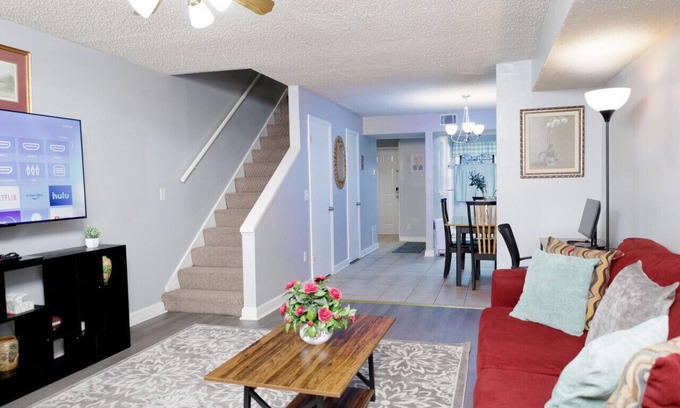 Athens Apartment | Prime Location Athens Apartment with Pool Near Stadium