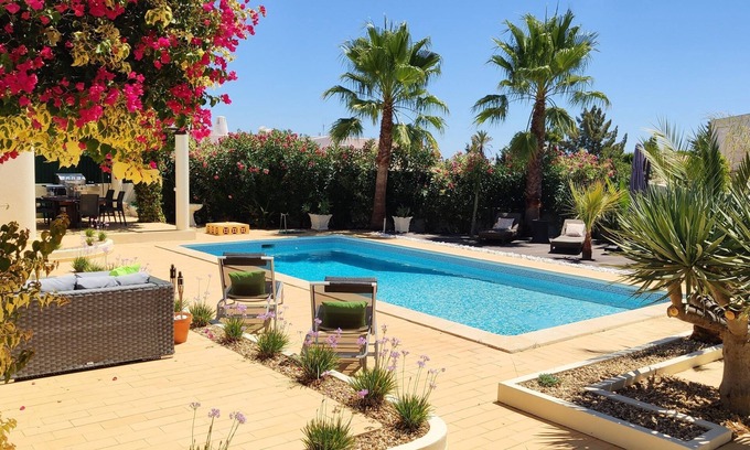 Mato Serrao Villa | Family-Friendly Villa in Carvoeiro with Private Pool & Spa
