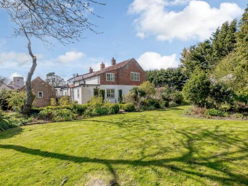 Great Ryburgh House | Pet-Friendly 3 Bed Retreat in Great Ryburgh KT143
