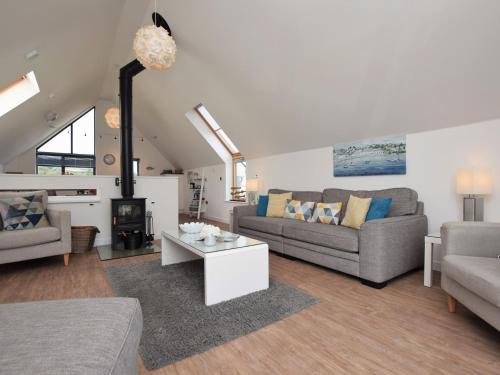 Westleigh House | Cozy 3-Bed Retreat in Westward Ho with Hot Tub Access