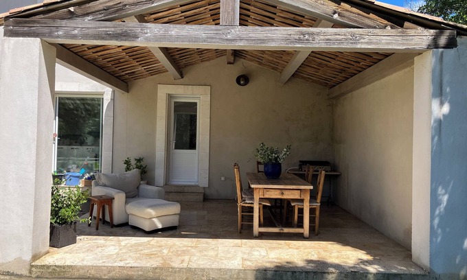 Saint-Laurent-La-Vernede House | Pet-Friendly Retreat with Pool & Kitchen Amenities
