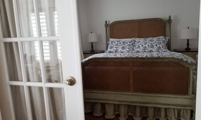 Fossambault-sur-le-Lac Ski Chalet | Family-Friendly Vrbo Property for Memorable Getaways