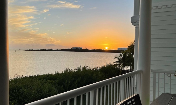 Key West Condo | Oceanfront 3-Bedroom Condo with Pool & Boat Slip Access