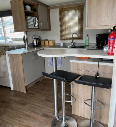 Prestatyn House | Family-Friendly 3 Bedroom Caravan at Presthaven Sands