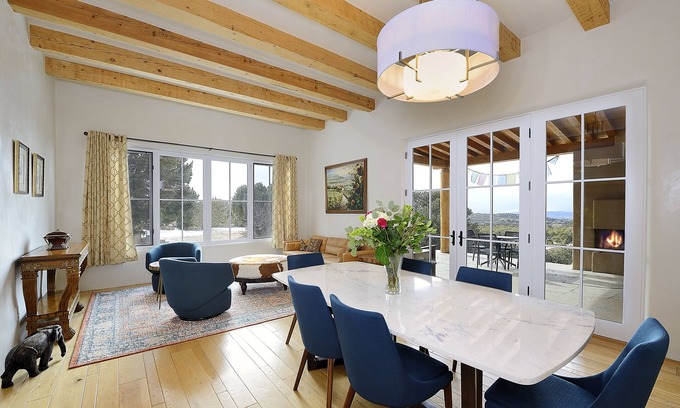 Santa Fe House | Ideal Retreat: 4-Bedroom Home Near Santa Fe's Heart