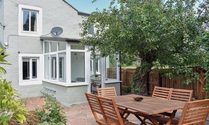 Pooley Bridge Cottage | Family-Friendly 3 Bedroom Stay in Pooley Bridge - Rated 9.8