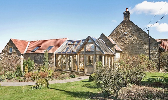Staddlebridge Cottage | Unique Home with Exposed Stone & Top Guest Rating 9.6