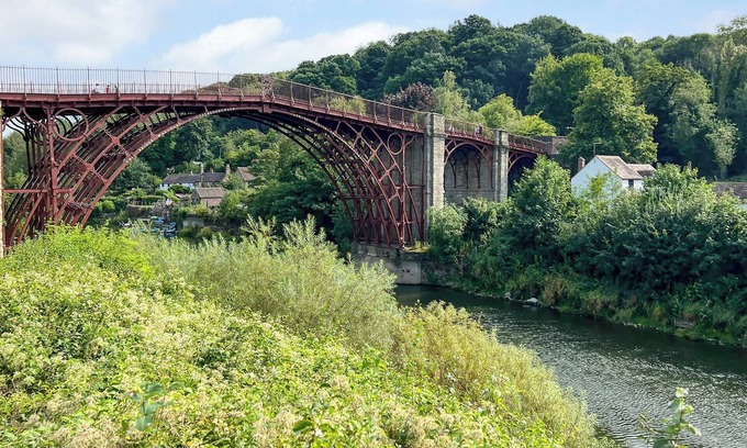 Coalbrookdale Cottage | Discover 3-Bedroom Getaway in Scenic Ironbridge