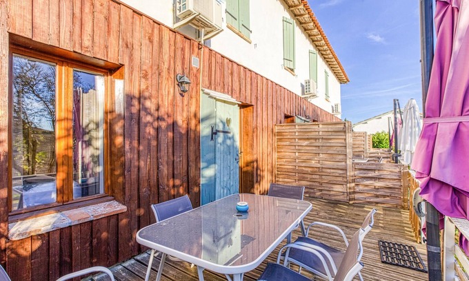 Rabastens House | Family-Friendly 3 Bedroom Retreat in Rabastens with Pool