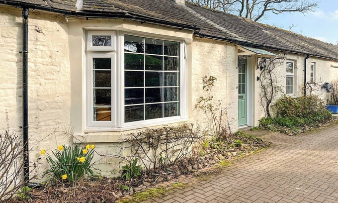 Newbridge Cottage | Serene Country Cottage with Lake Views and Pet-Friendly Perks