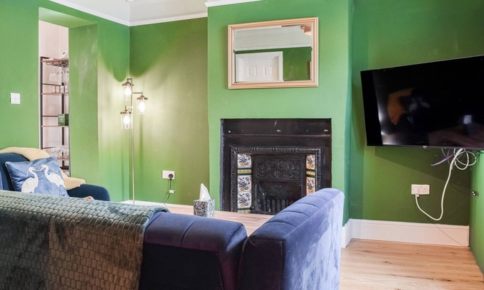 Bolton Cottage | Spacious 3 Bedroom Stay in Bolton with Family-Friendly Perks