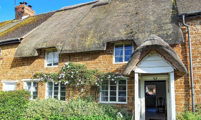 Oxhill Cottage | Cozy 3-Bedroom Retreat in Oxhill with Family-Friendly Amenities