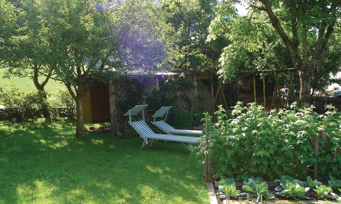 Stumm Apartment | Spacious 3-Bedroom Retreat in Stumm with Pool & Spa