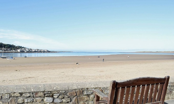 Hele Cottage | Family-Friendly 3 Bedroom Retreat in Muddiford, Devon