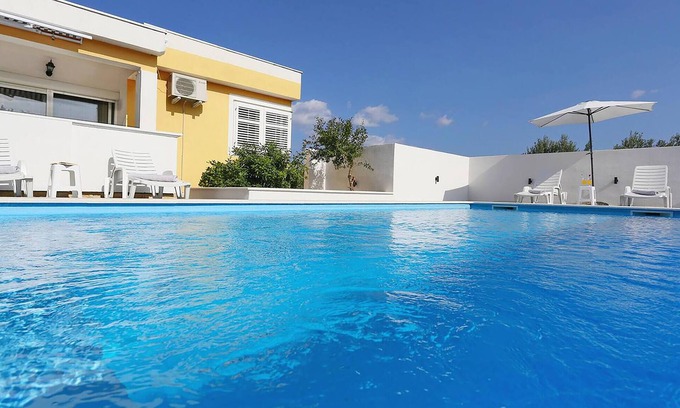 Podgradina House | 3 bedroom amazing home in Podgradina