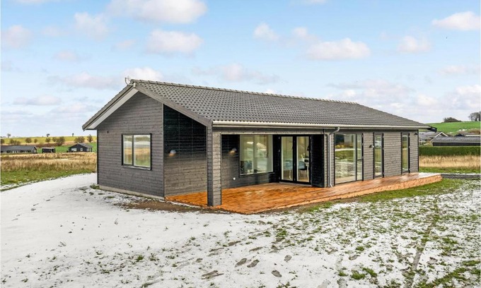 Venemose House | Inviting Home in Slagelse with WiFi & Pet-Friendly Amenities