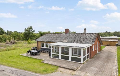 Øsløs House | Inviting Home in Vesls with Panoramic Views and Pet-Friendly