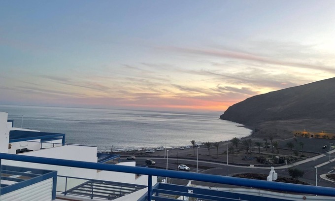 Gran Tarajal Apartment | Unforgettable 3 Bedroom Apartment with Sea and Mountain Views
