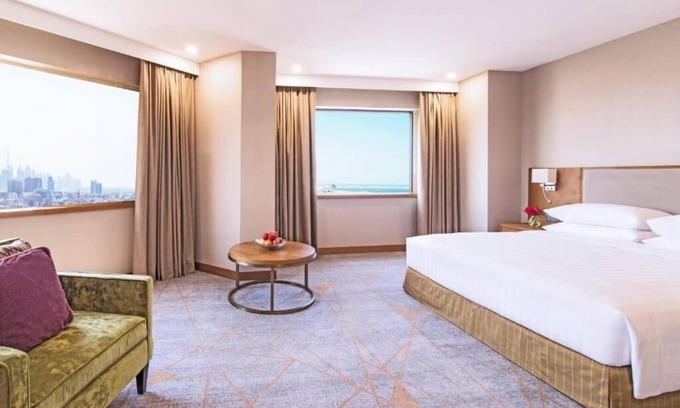 Deira Hotel | Comfortable 3 Bedroom Apartment by Gold Souk Metro
