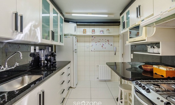 Gramado Apartment | 3 Bedroom Apartment With Mountain View Rlu0302