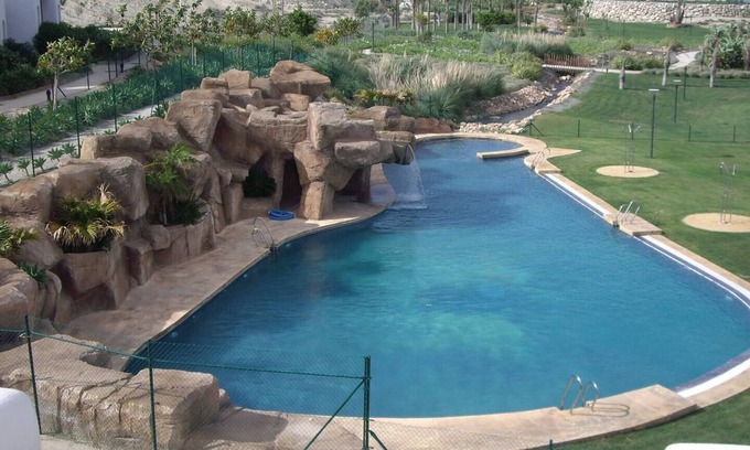 Vera House | Exceptional 3-Bedroom Apartment with Pool and Beach Access