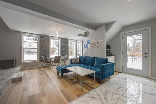 Kingston Apartment | Comfortable 3-Bedroom Apartment in Limestone - Pet Friendly