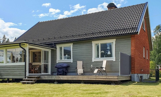 Malungsfors House | Discover a Cozy Cottage Near Dal River in Dalarna