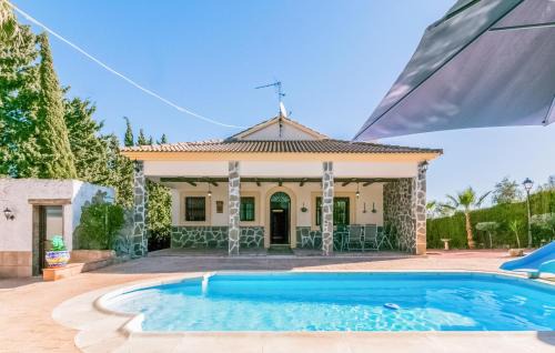Casariche House | Family-Friendly 3 Bedroom Home with Pool in Casariche