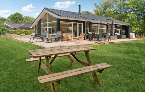 Grlev House | Family-Friendly 3 Bedroom Home in Gørlev for Memorable Stays