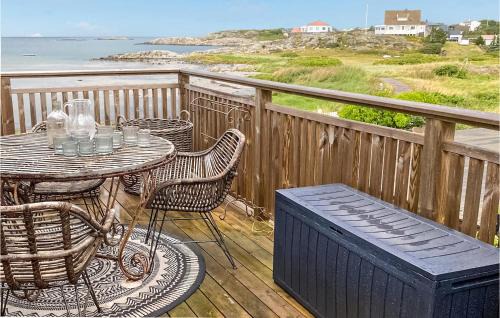 Vallda House | Inviting Home in Vallda with Scenic Sea Views