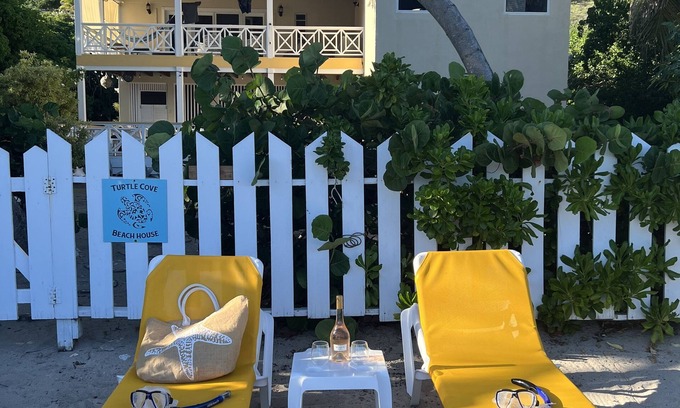 Frigate Bay House | Beachfront 3 Bedroom Retreat with Spa & Ocean Views