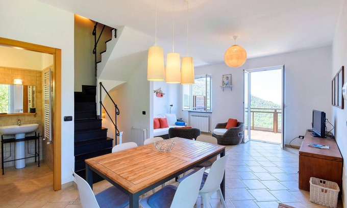 Moneglia House | Experience an Unforgettable Vacation Home with Ocean Views