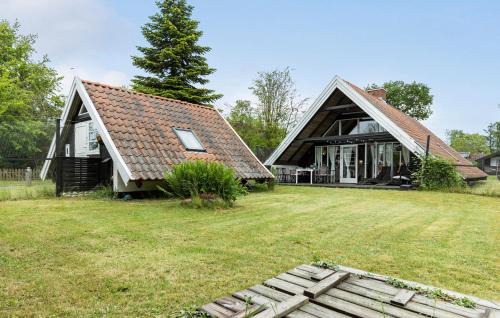 Udsholt House | Charming Home in Gilleleje with Kitchen for Families & Pets