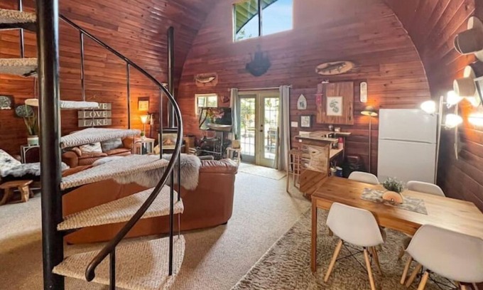 Candle Lake Cabin | Family-Friendly 3 Bedroom Cabin at Candle Lake Beach
