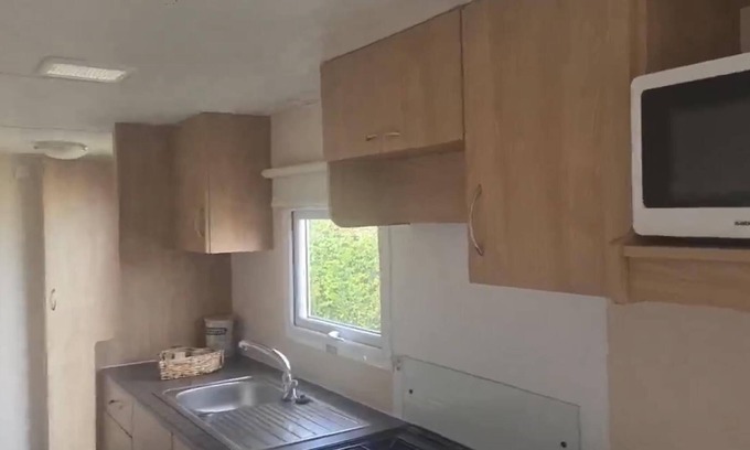 Louth Ski Chalet | Pet-Friendly 3 Bedroom Caravan Close to Mablethorpe