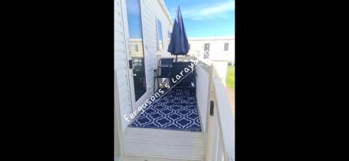 St George House | 3 bedroom caravan to hire