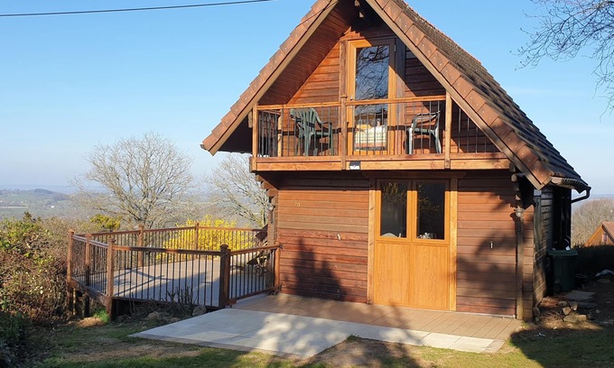 Saint-Germain-de-Tallevende-la-Lande-Vaumont Ski Chalet | Idyllic 3 Bedroom Chalet with Lake & Golf Course Views