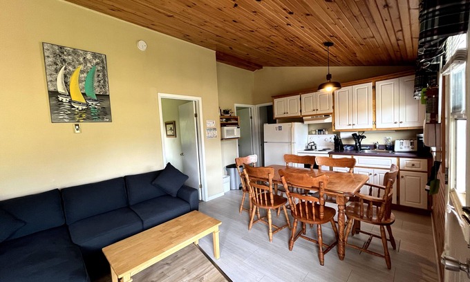 Stanhope Cottage | Cozy 3-Bedroom Cottage Near PEI National Park