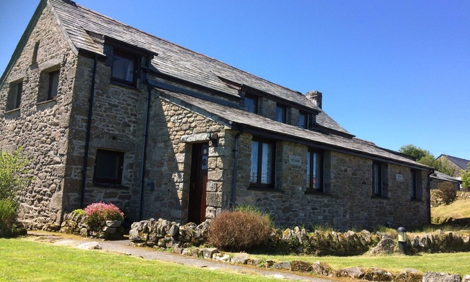 Saint Breward Cottage | Idyllic 3 Bedroom Cottage on Bodmin Moor with Scenic Views