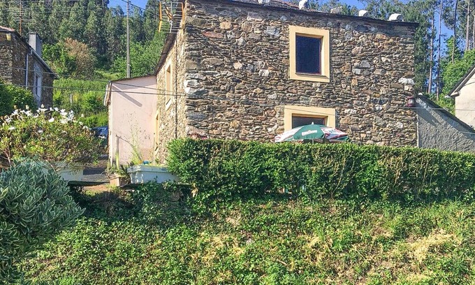 Ortigueira House | Cozy Stone House Retreat in Tranquil Rural Setting